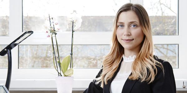 Mitarbeiterin Angela Müller